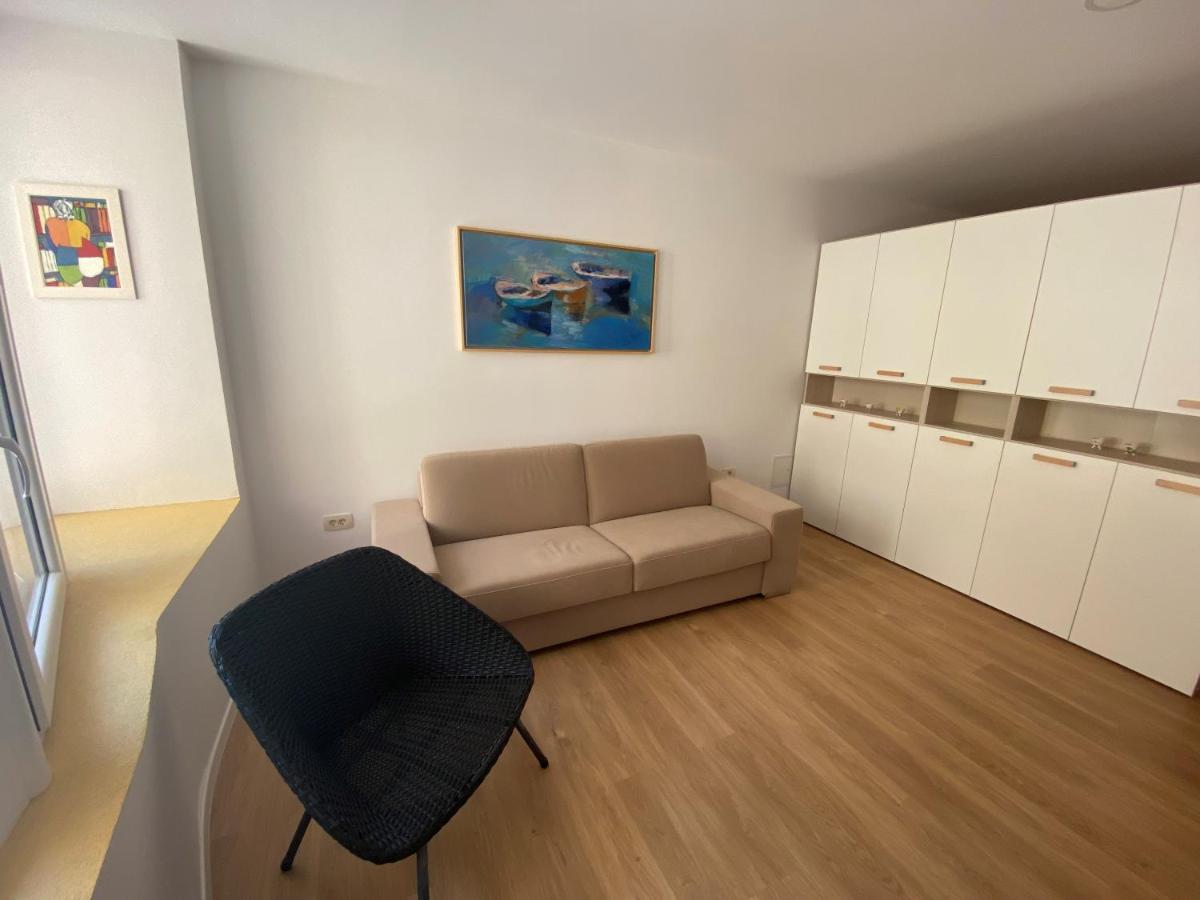 Apartments Tito & Robin Capodistria Esterno foto